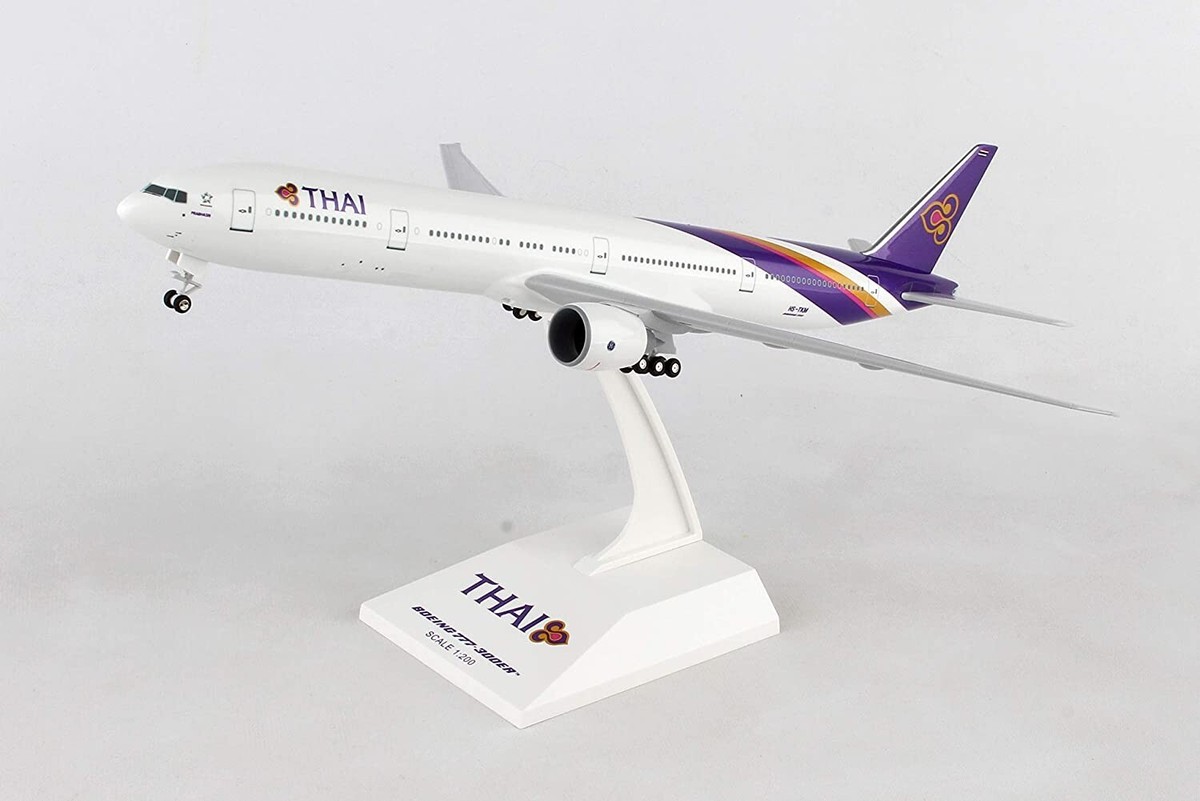 クエート航空 模型 Boeing777−300ER SCALE 1:200 Boeing 777 (777-300, 777-300ER) Thai Airways 1/200 Scale