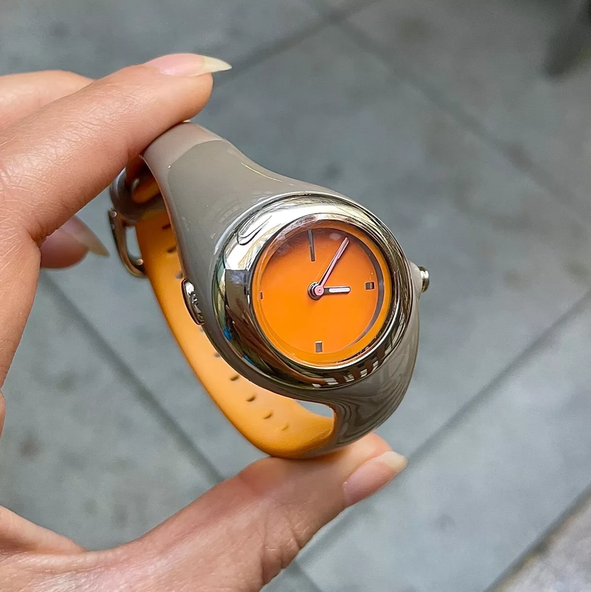 NIKE TRIAX SYNC WOMENS SPORT WATCH - IRON SHOCK ORANGE NIKE TRIAX SYNC WOMENS SPORT WATCH - IRON SHOCK ORANGE