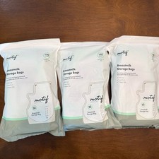 300 Unopened Motif Breastmilk Storage Bags