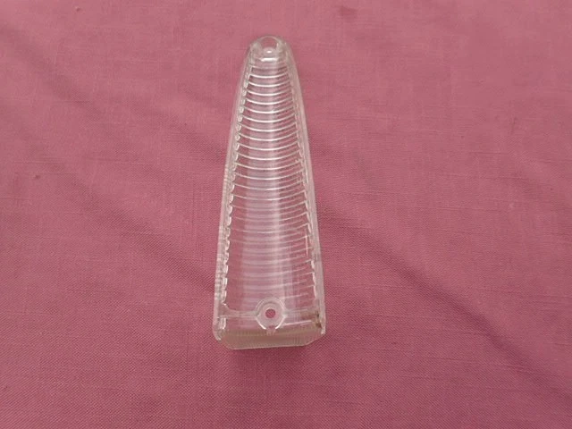 Lente de luz de estacionamiento DeSoto 1957, izquierda, ¡nos! 1704894 intermitente Foto 2 de 4