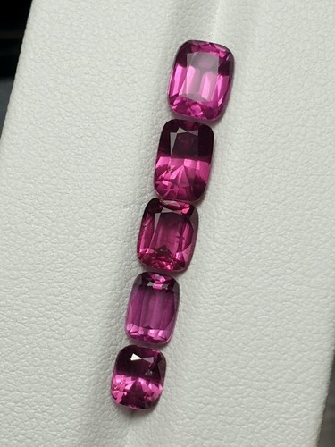 6.33 Crts Natural Rhodolite Garnet Beautiful Lot - Picture 2 of 8