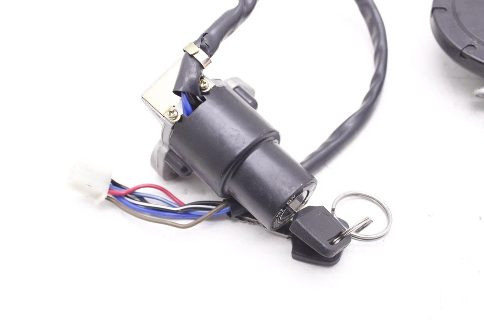 2002 Kawasaki Klr650 Ignition Lock Key Set W Gas Cap And Helmet Lock R12 G2U Foto 3 de 4