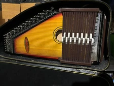 ChromAharP by Rhythm Band Autoharp