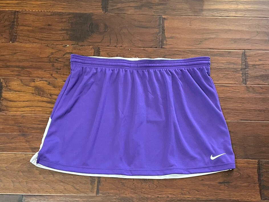 Nike Women’s Lacrosse Skirt Sz. Small NEW 707105546 eBay