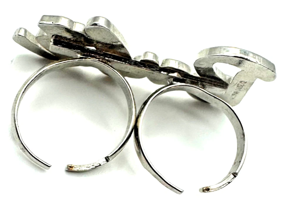 Anillo Barbie Mattel 2011 Disfraz Joyería Rosa Labio Estrás Logo Moda Joyería Foto 3 de 3