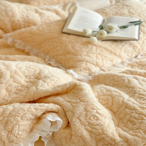 Warm Velvet Fleece Bedding Set Fluffy Plush Flowers Carved Velvet Duvet