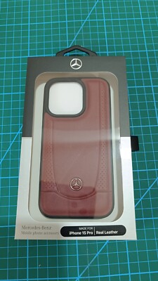 CG Mobile MEHCP15LARMRE Hülle für iPhone 15 Pro 6.1'' Rot hardcase Leather