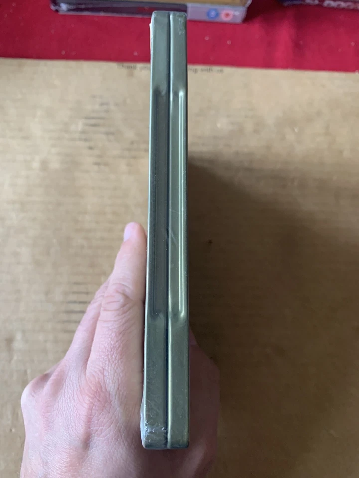 Lone Survivor Reg A Blu Ray Steelbook NEW & SEALED Futureshop Canada - Rare! - Image 4 of 4