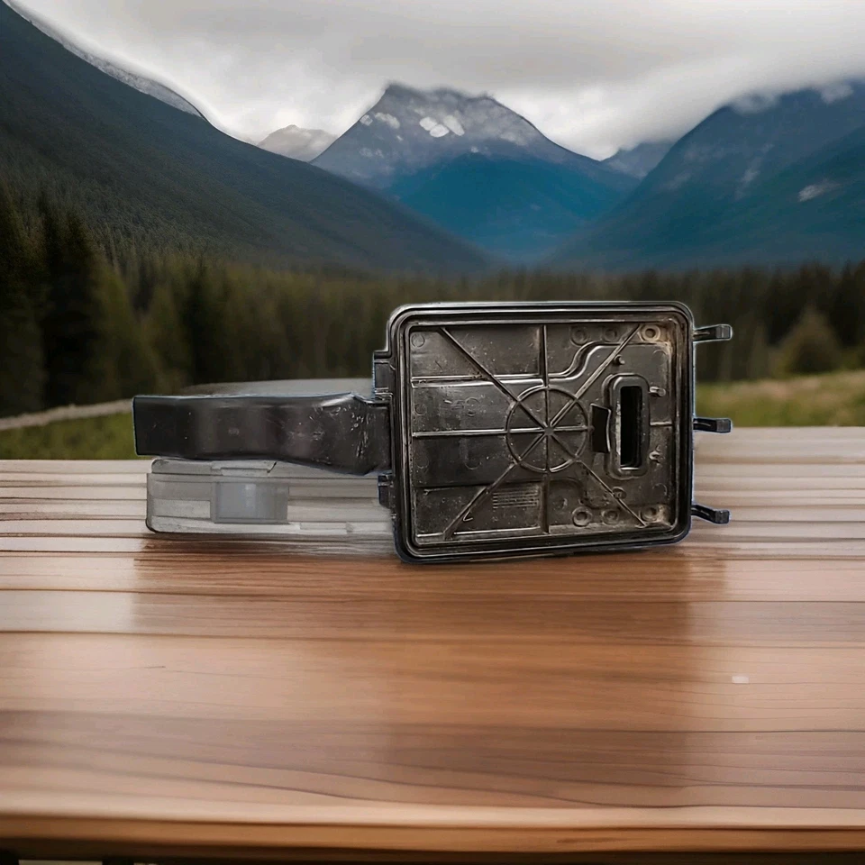 07-08 Polaris Hawkeye 300 2x4 4x4 Airbox Lid Cover 5436160 2006-2011 - Image 2 of 4