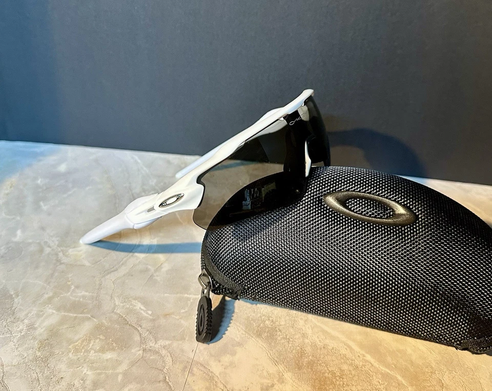 Oakley Radar Ev Path 9275 Matte White/Black Prizm Sunglasses Including Case - Image 2 of 4