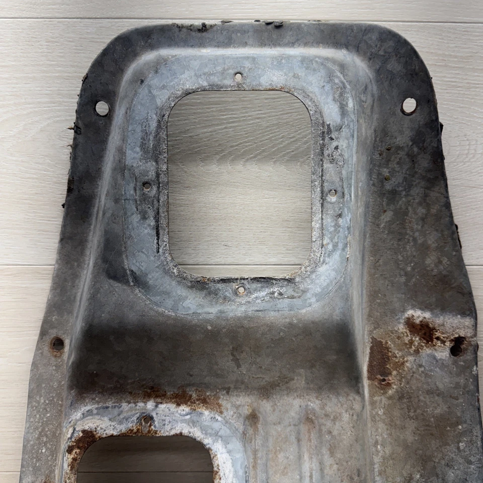 1980 - 1986 FORD F150 BRONCO F250 F350 FLOOR MANUAL TRANS COVER 4X4 PLATE TRUCK - Image 2 of 4