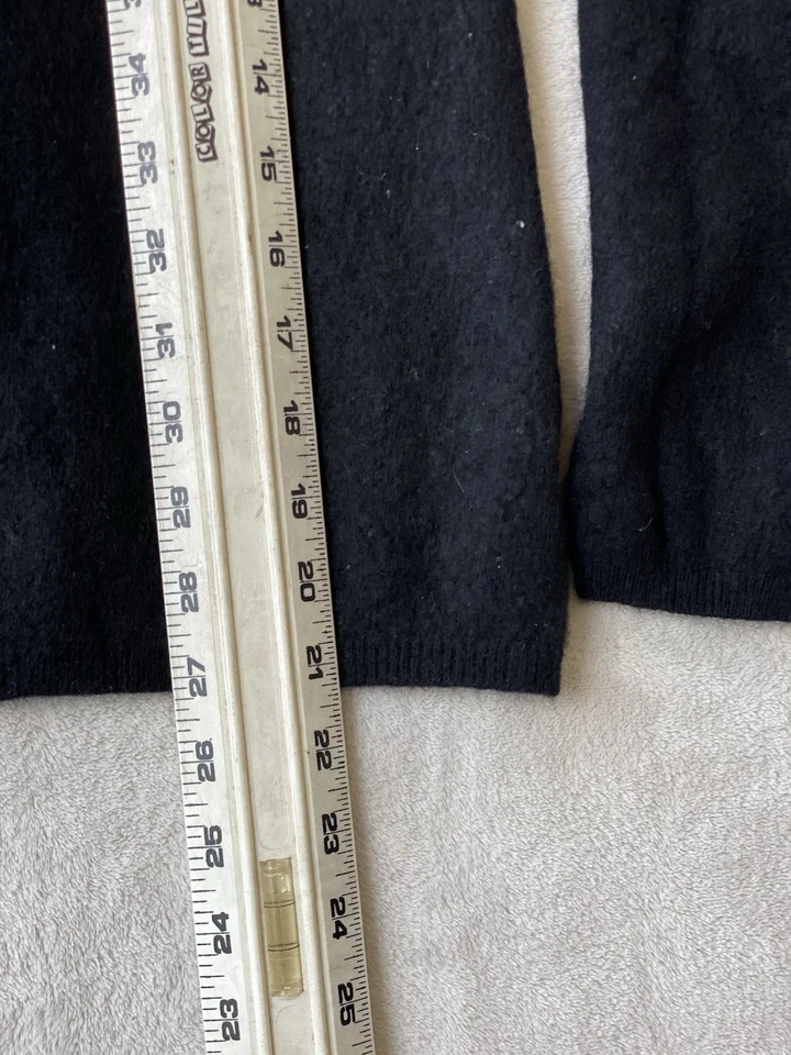 Cashmere Charter Club Sweater Womens Large Black Cashmere Crew Neck Cozy Preppy - Image 4 of 4