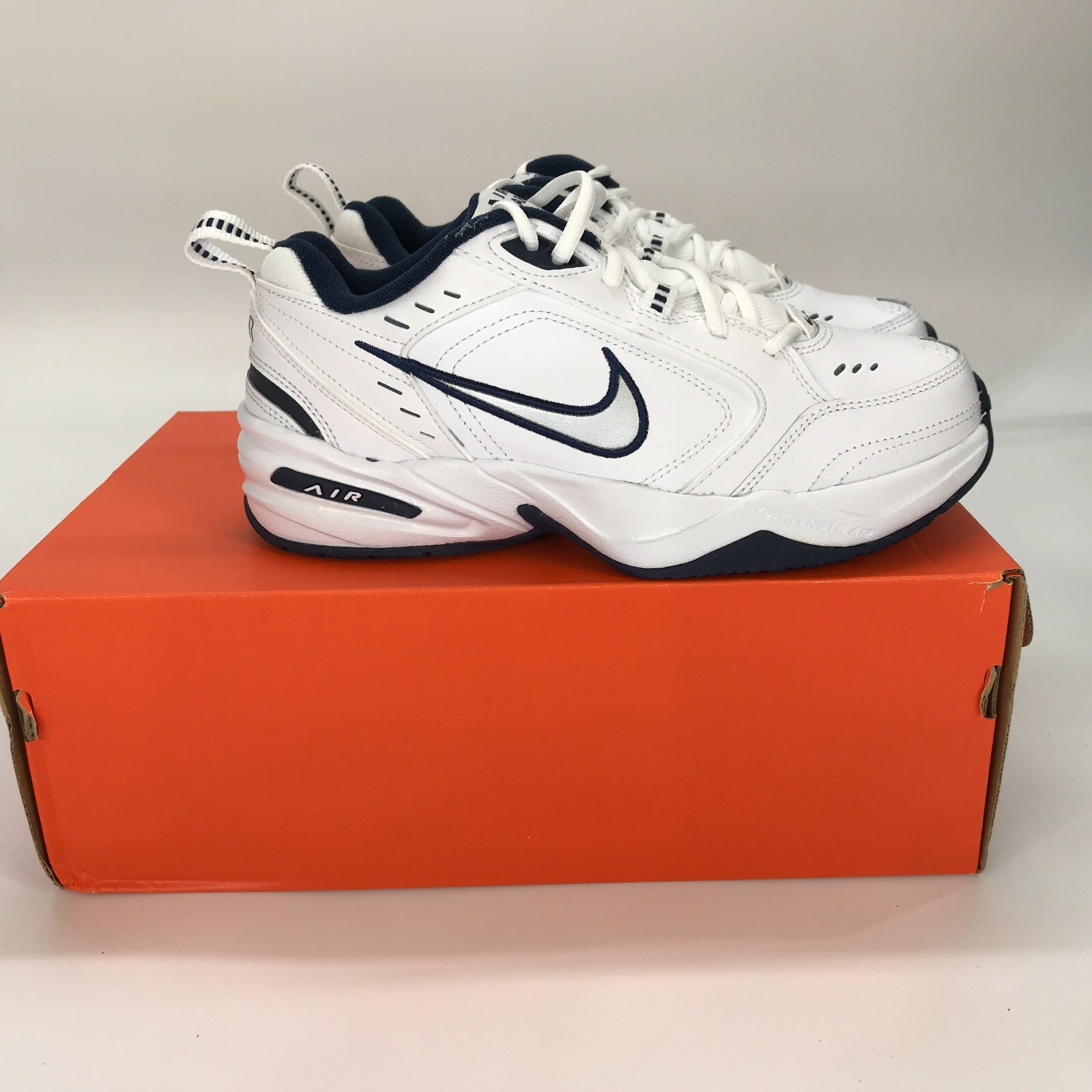 Nike Air Monarch IV 4E White - Size 6 