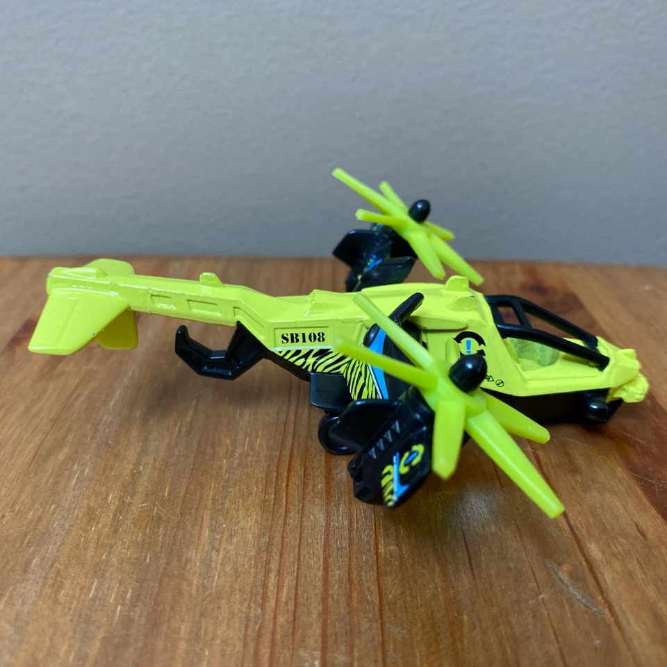 2012 Mattel SKY SAFARI Diecast Plane 1:64 Airplane Greenish-Yellow 4" Long - Image 3 of 4