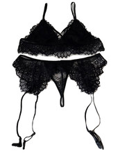 Shein Floral Lace Garter & Bralette 2 Piece L...