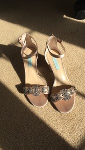 blue by betsey johnson mel