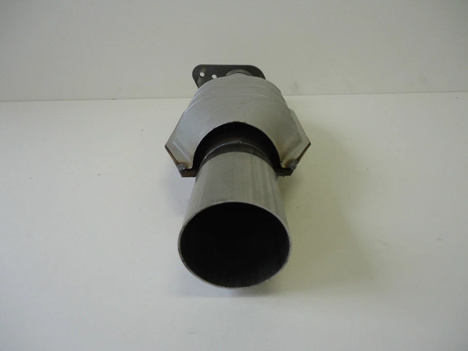 1993 1994 1995 Chevrolet Camaro 3.4L V6 Catalytic Converter - Image 3 of 3