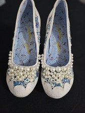 Irregular Choice Shoes Pearly Girly Size 40 Cream / Blue