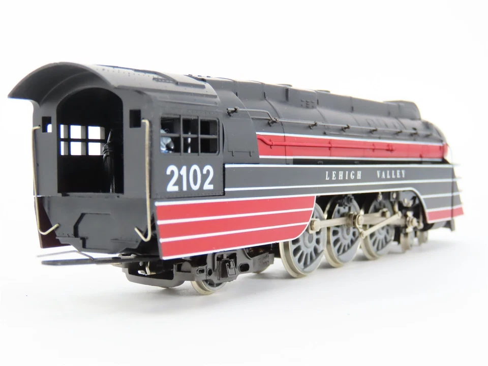 HO Scale Rivarossi LV Lehigh Valley "John Wilkes" 4-6-2 Steam Locomotive #2102 - Image 4 of 4