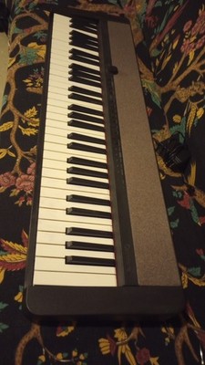 Casio CT-S1 Casiotone - 61 key keyboard - used, works good - black