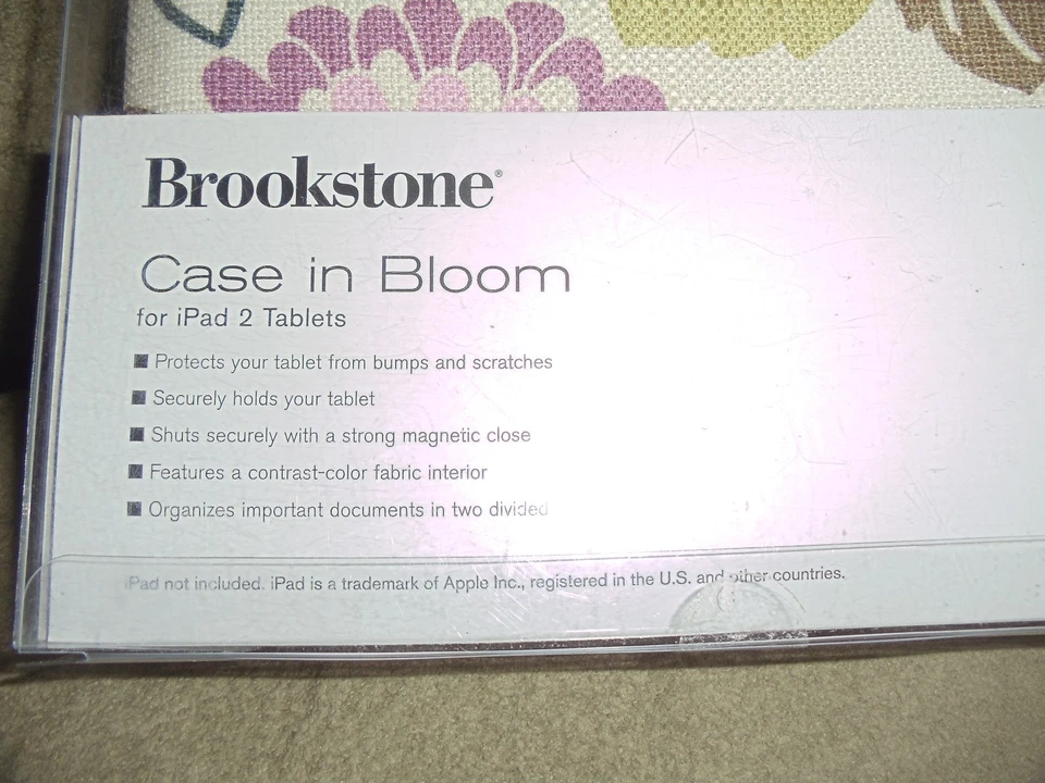 BROOKSTONE CASE IN BLOOM FOR IPAD 2 TABLETS - Image 3 of 4