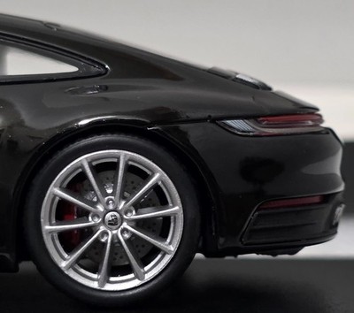 ミニチャンプス 1/43 ポルシェ 911 (992) Carrera 4S Porsche 911 (992) Carrera 4S 2019 Black 1:43 Minichamps 410069320