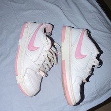 Nike Girls White Pink Low Top Sneakers Leather Upper Lace Up Comfort
