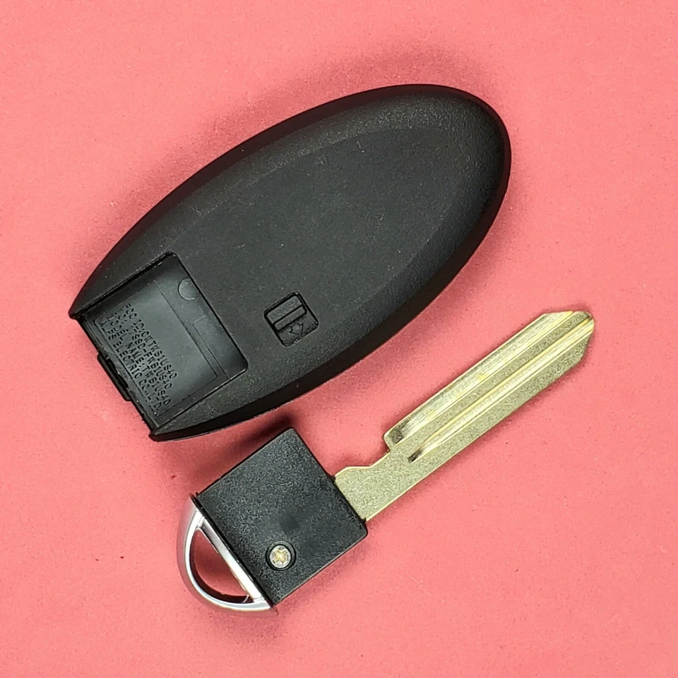 CWTWB1U840 - Nuevo OEM 2013 - 2017 Nissan Leaf Smart Key Proxy Plug-In 4B Foto 2 de 2