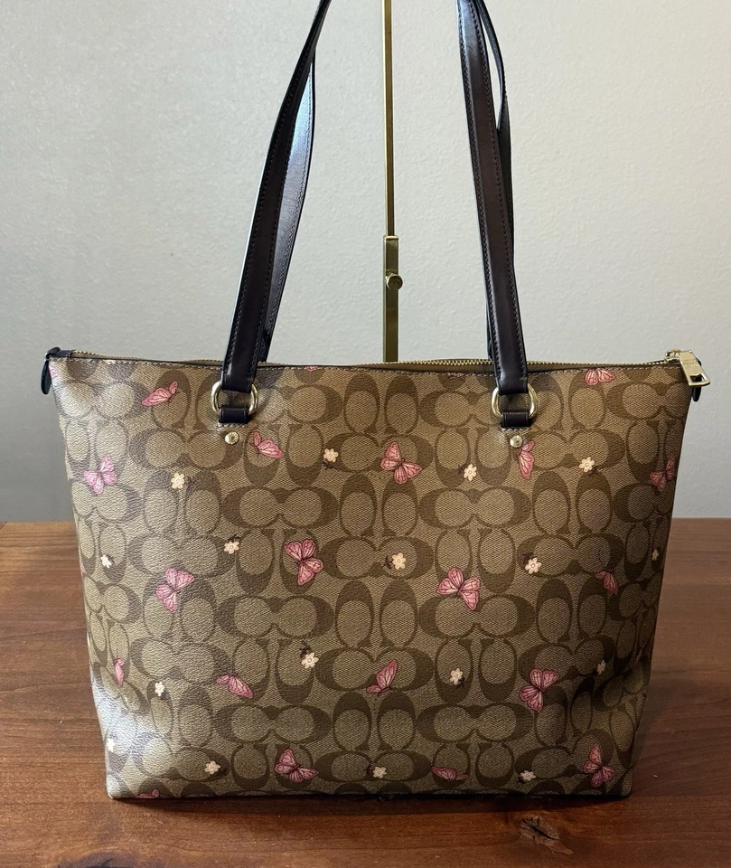 Bolso Coach Signature Butterfly Gallery Foto 2 de 4