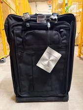 NEW Pilot Luggageworks Stealth Air 22" Rollaboard plus extra handle and wheels