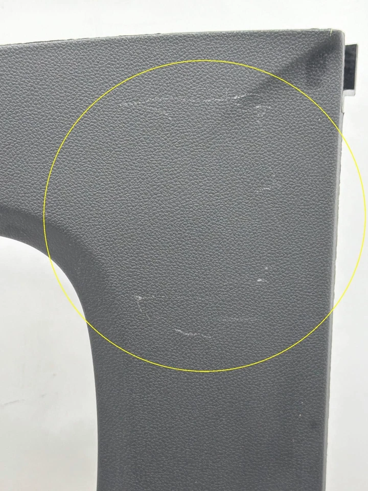 21-25 CHEVROLET TRABLAZER ПРИБОРНОЙ ПАНЕЛИ ЛЕВЫЙ НИЖНИЙ КОЛЕННЫЙ ВАЛИК КРЫШКА ОТДЕЛКИ OEM - Изображение 2 из 4