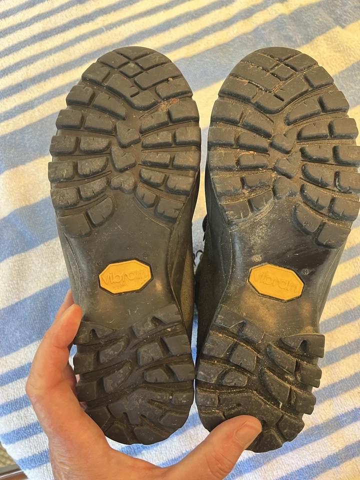 Montrail Moraine Hiking / Backpacking Boots - Image 4 of 4