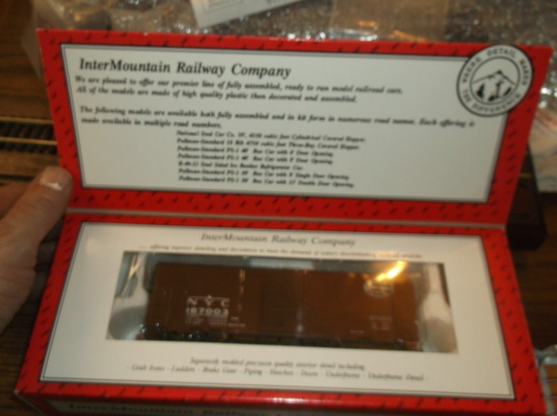 HO PS-1 40Ft. Box Car. New York Central Car No. 167337. InterMountain Orig. Box