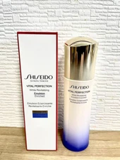 Shiseido Vital Perfection White Revitalizing Emulsion Medicat Milk Lotion 100mL