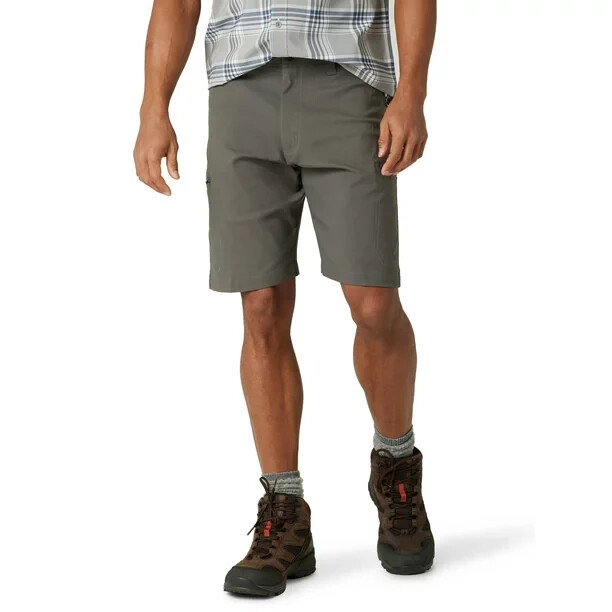 Wrangler Big Men's Outdoor Performance Zip Cargo Short UPF50