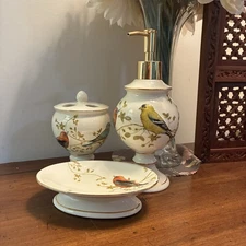 Gilded Birds Collection Bathroom Countertop Accessories Set By Avanti