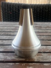 Denis Wick Straight Mute for Trumpet