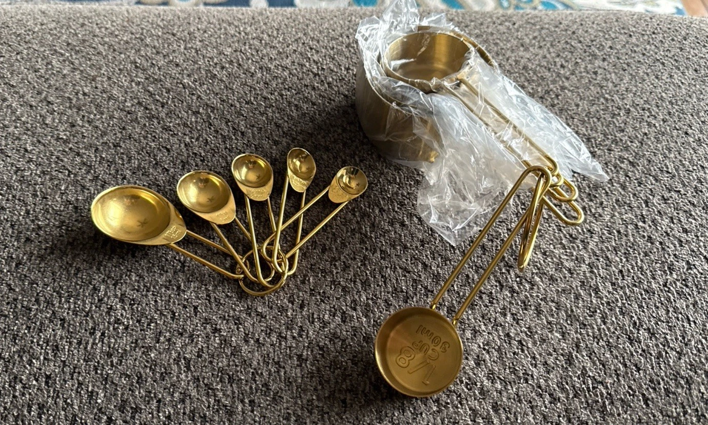 Gold Tone Measuring Cups & Spoons, Set of 10 New VTG Beautiful Kitchen Ware
