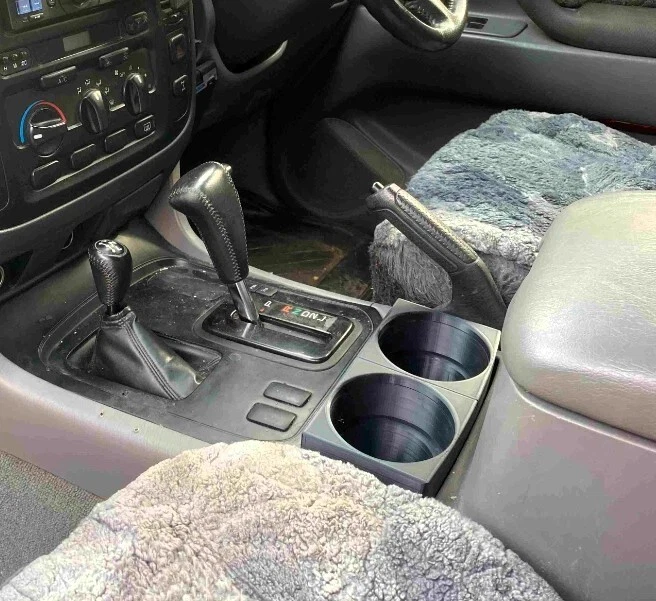 Toyota Land Cruiser 100 Series - Lexus LX470 porta-copo duplo - Imagem 2 de 4