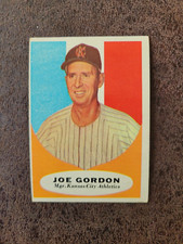 1961 Topps Baseball Joe Gordon #224 - Kansas City Athletics #2
