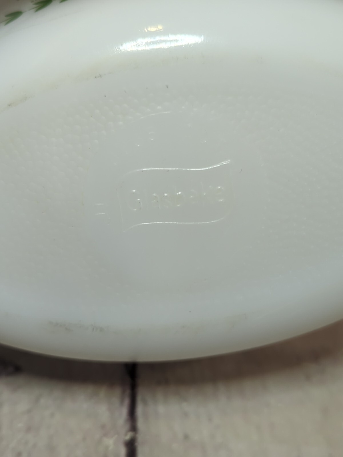 Vintage Glasbake J235 1 Qt. 10" Oval Green Daisy Milk Glass Casserole Dish 