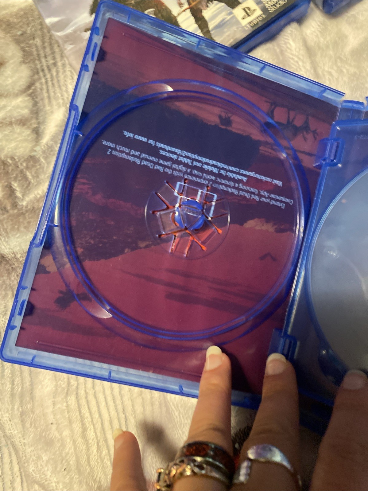 PS4 Slim & PS4. 2 Controllers ( 1 Wireless),2 HDMI CORDS, 2 Power Cords, 3 Games