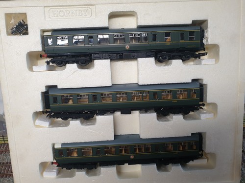 Hornby R2297B BR Green Clase 110 3 coches DMU #7094 | Condition: Used