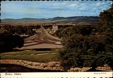 Boise Idaho highway view Capitol Boulevard postcard mailed 1977