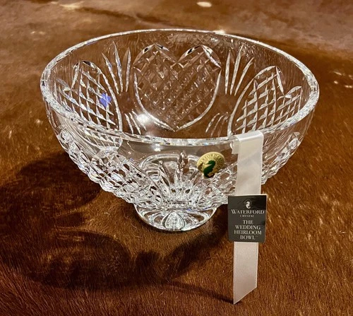 VTG WATERFORD WEDDING HEIRLOOM BOWL, MADE IN IRELAND