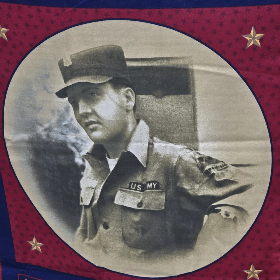 Tela militar del ejército de EE. UU. Elvis Presley 2 paneles 45" x 70" algodón acolchado artesanías Foto 4 de 4
