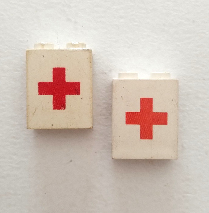 Lego 2x Croce Rossa Pannello Red Cross Stampato Accessori Costruzioni Vintage