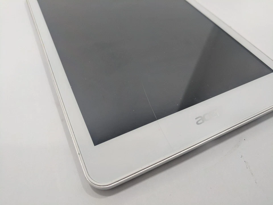 Acer Iconia A1-830 16GB Wi-Fi 7.9" Intel Atom 1.6GHz Android Tablet CRACKED (A) - Image 2 of 4