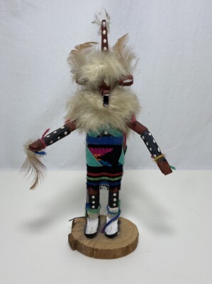 Vintage Indianer Kachina Puppe signiert Fell Federn Tänzerin