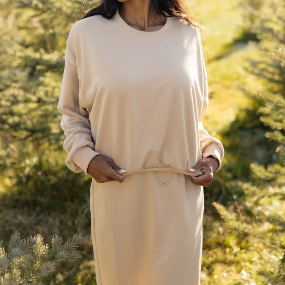 Conjunto informal de dos piezas de suéter y falda larga de felpa francesa para mujer talla mediana Foto 3 de 4